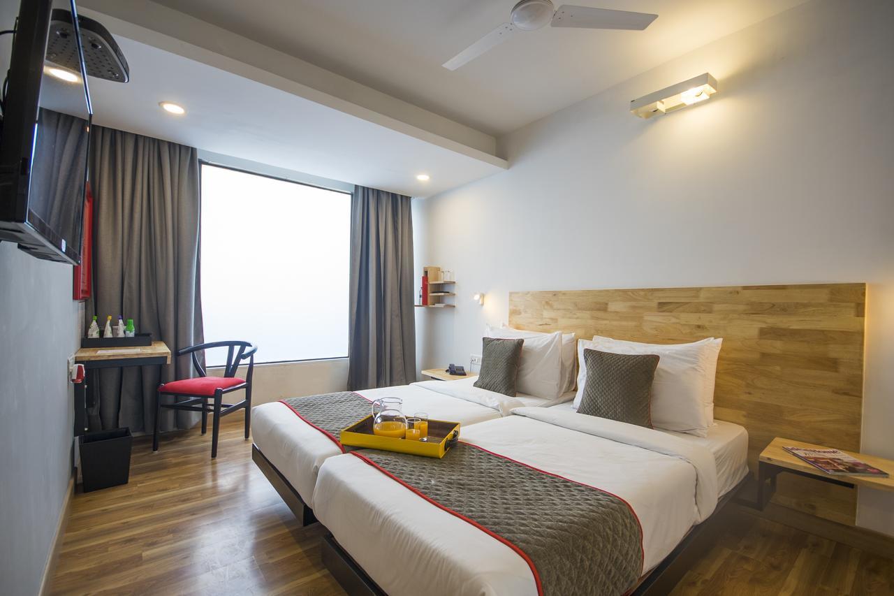 Hotel Oyo Townhouse 16 International Airport Bombay Exterior foto